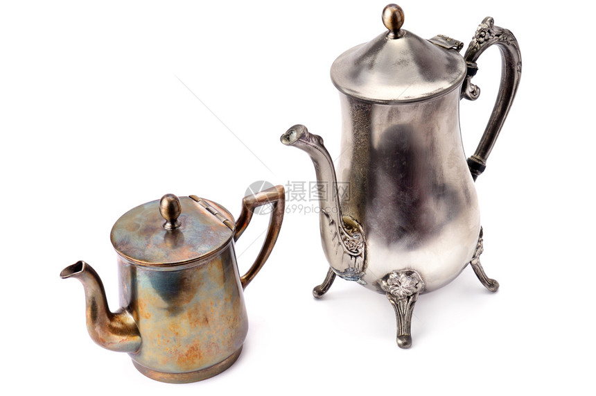 古老的咖啡壶和茶孤立在白色背景图片