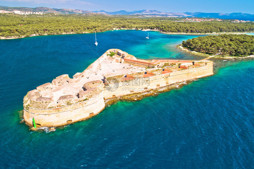 圣尼科拉堡垒俯视锡贝尼克湾入口群岛dalmticroti图片