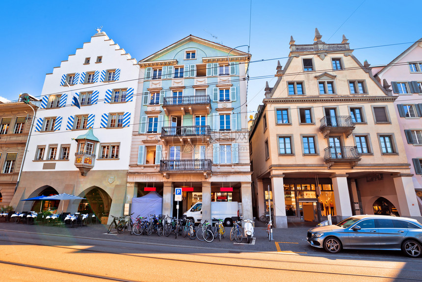 苏黎世维埃建筑观点的多彩街道中央瑞士图片
