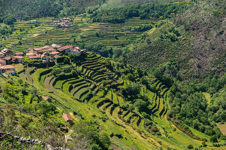 汉达贝特俯视农业梯田著名的提贝特风格景观portacvplcesitloarcsdevalzportugal背景