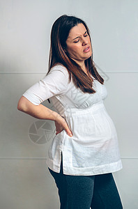 脊椎疼痛的孕妇图片