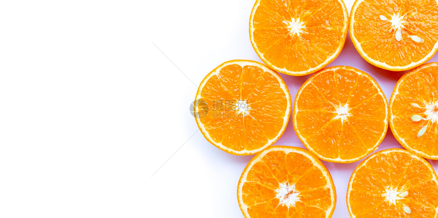 白色背景上的橙子水果顶部视图复制空格图片