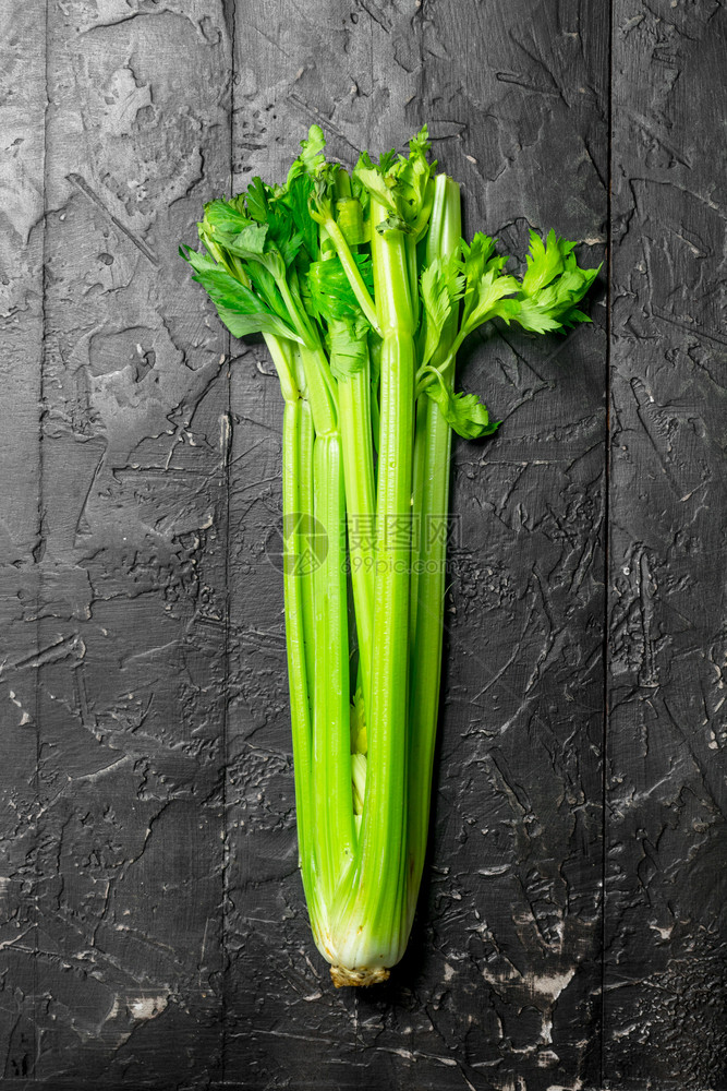 新鲜绿菜生锈背景图片