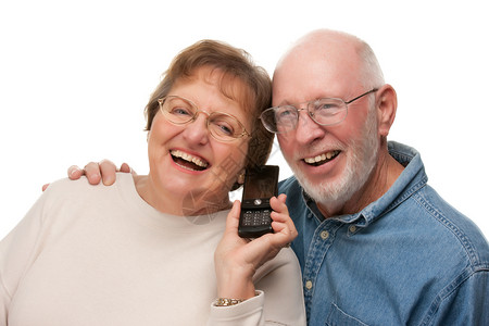 幸福的老年情侣使用手机图片
