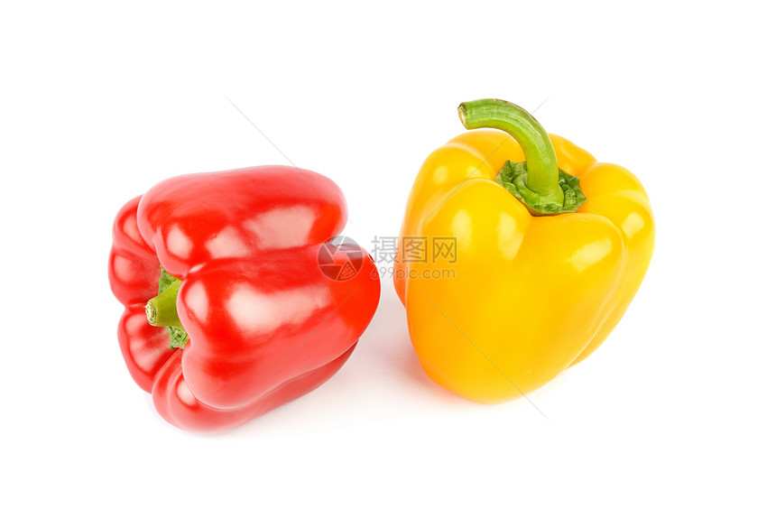 白色背景的红胡椒和黄图片