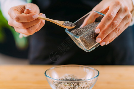 种子富含脂肪蛋白质矿物维他命和饮食纤的超级品图片