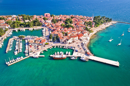 古代亚得里海滨城镇空中观察是croati地区高清图片