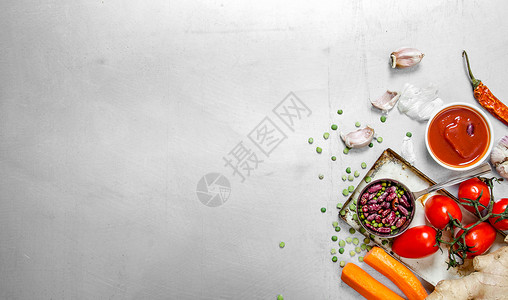 健康食品生蔬菜豆类和香料钢底图片