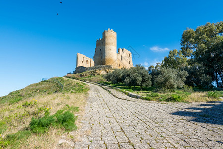 西里城堡中世纪图片