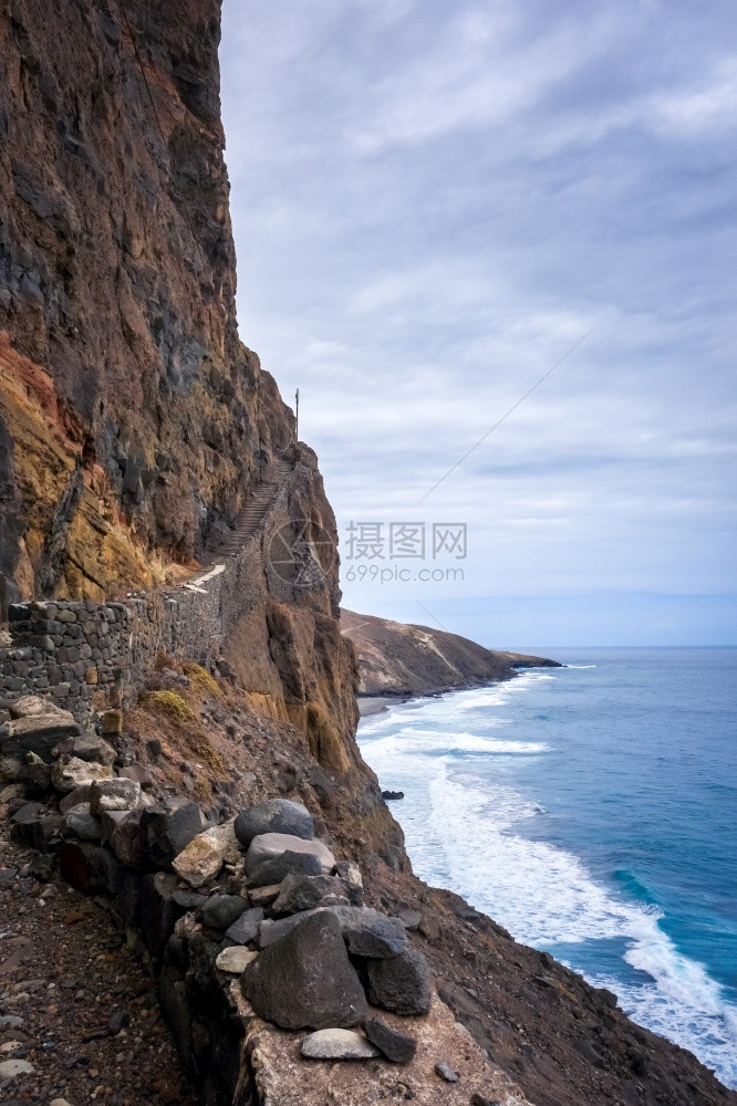 山地安太岛角渡非洲山地安太岛角渡海景的悬崖和图片