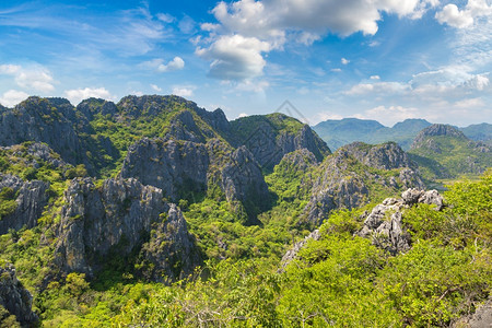 普拉查普夏日在泰国兰的Khaosmriyt公园的空中巡视背景