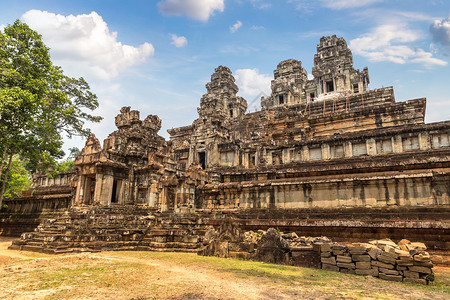 巴基奥Takeo寺庙的废墟是夏日Cambodi的夏日Semsar的复杂Agkorwat古老的寺背景