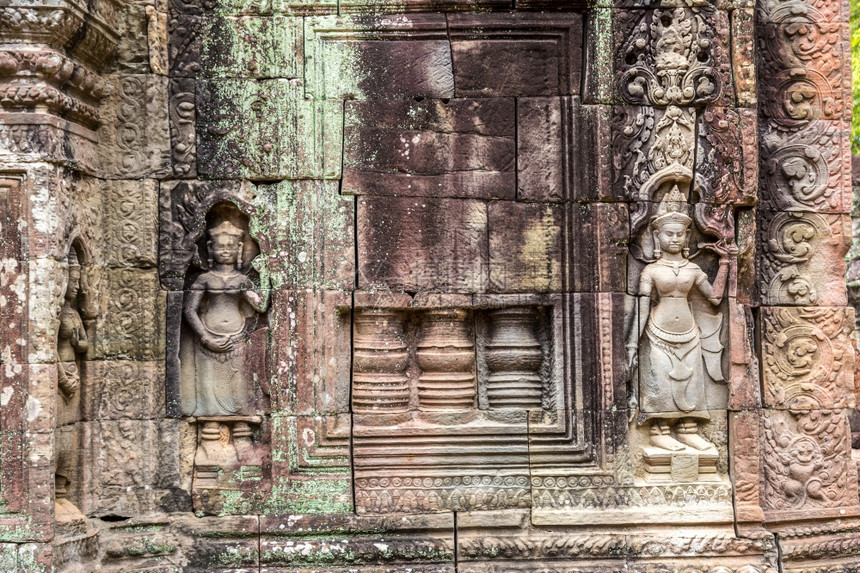 柬埔寨暹粒吴哥窟的塔松寺一个夏日图片