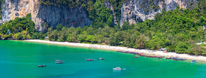 夏日的海滨喀拉比泰王国图片