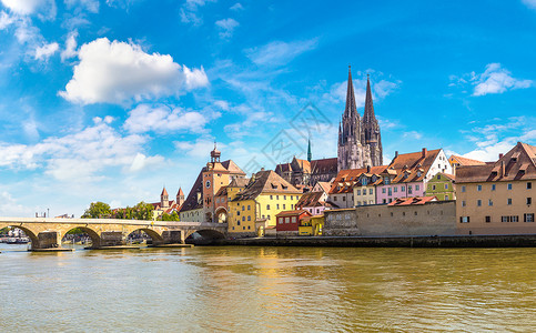 伦斯堡和大教堂在美丽的夏日德国高清图片