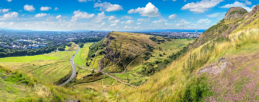 edinburgh城市从atu在一个美丽的夏日苏格兰联合王国图片