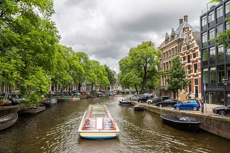 阿姆斯特丹是首都也内地人口最多的城市图片