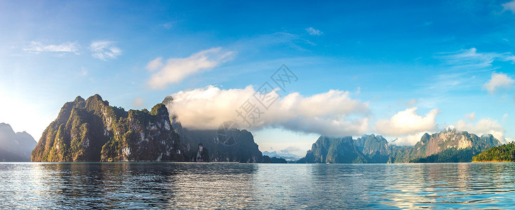 夏日在泰国切罗兰湖大草原坝乔苏克公园高清图片