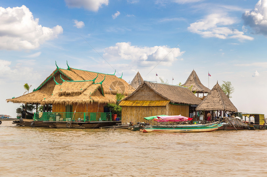 在夏日Cambodi的SemRs附近图片