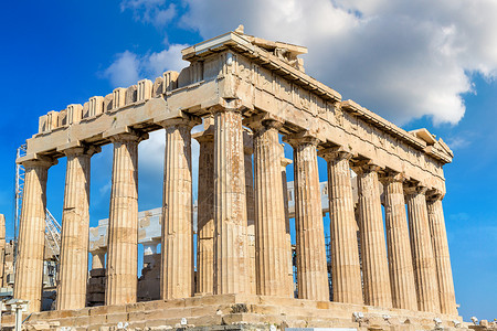 夏日在雅典古希腊在大都会上的partheno神庙背景图片