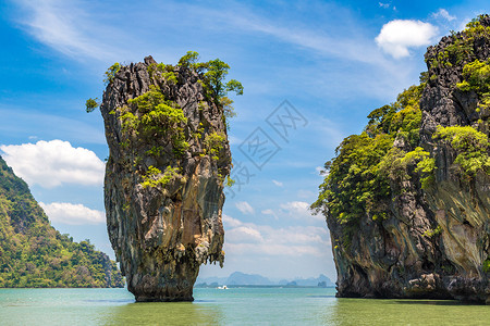 夏日在泰国海兰的张恩加湾山羊债券岛高清图片