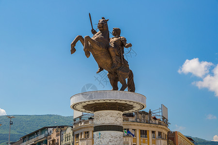 亚历山德拉在美丽的夏日里在Skopje的伟大纪念碑图片