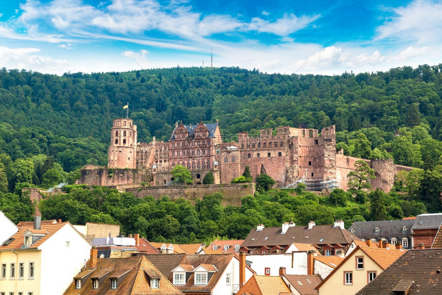 海德堡和城的废墟在美丽夏日德国图片