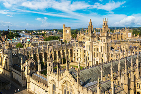 牛津英语素材整个灵魂大学牛津在美丽的夏日牛津英国联合王背景