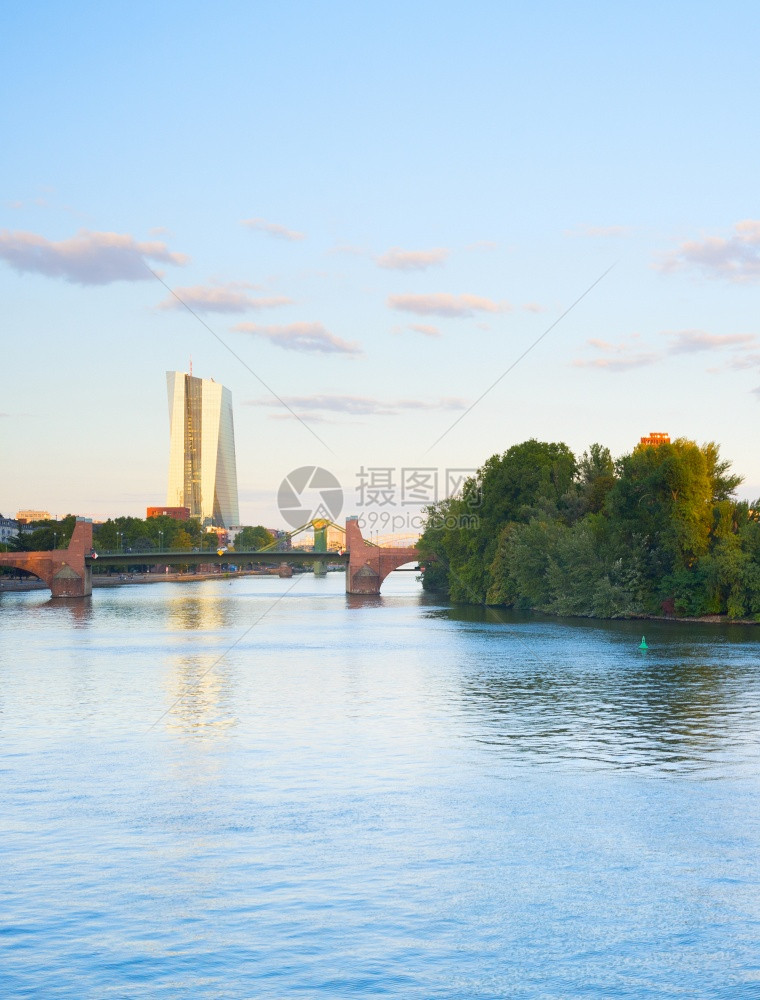 主河和中欧洲央银行大楼图片