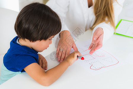 幼学琼林儿童心理学幼用形状进行逻辑测试的幼儿学背景