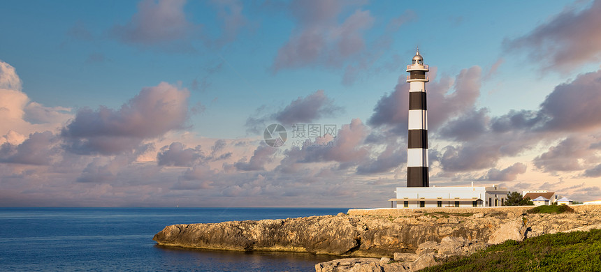 小型岛西班牙ciraugst20年日落时的风光灯塔岛上著名的里程碑图片