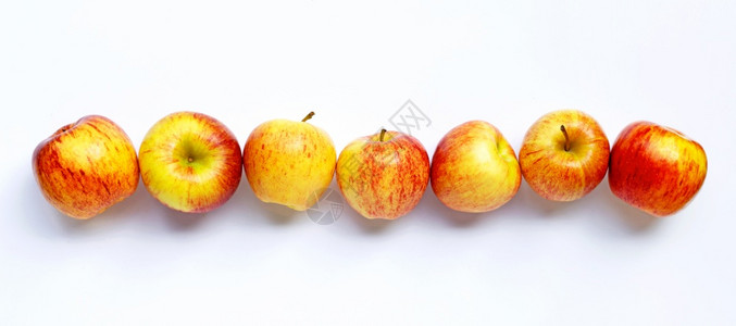 白色背景上的成熟苹果顶视图未经加工的高清图片素材
