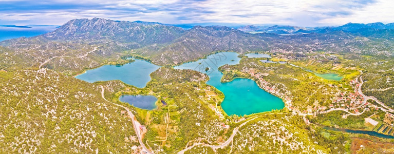Bacin湖风景空中全南方clati地区图片
