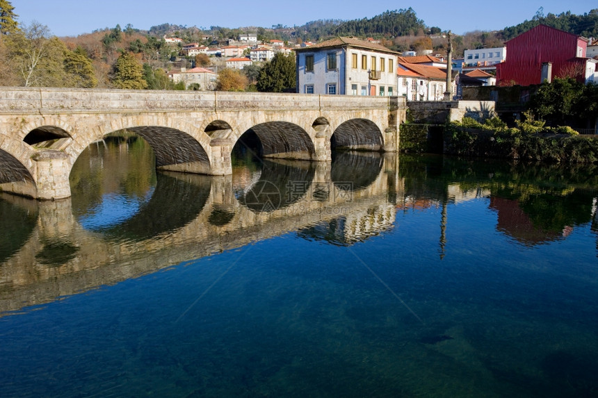 古代大桥和arcosdevalz村图片