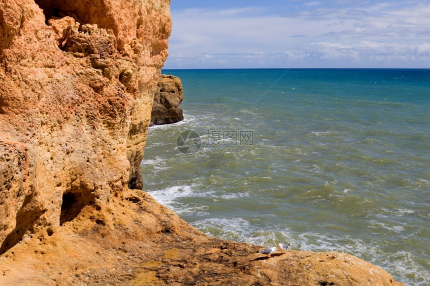 阿尔加夫的岩石海岸波尔古加以南图片