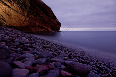 慢速快门的画面在Madeir海岸Pugal图片