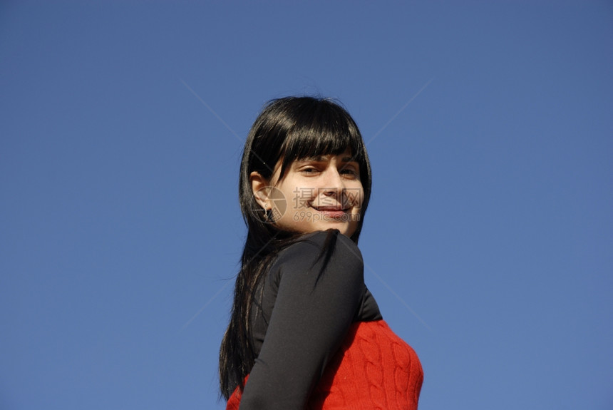 户外临时搭女孩天空在幕后图片