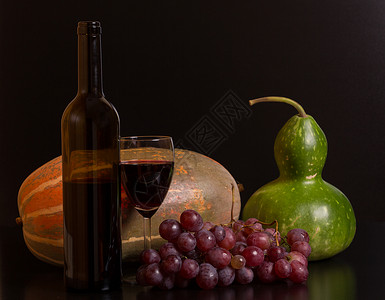黑背景南瓜素材黑背景的水果和葡萄酒工作室图片背景