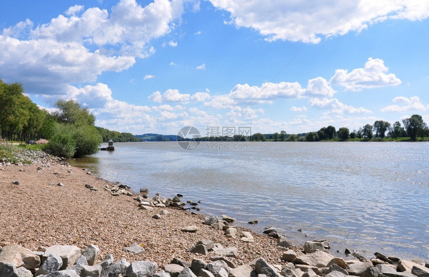 巴伐利亚Metten附近多瑙河图片