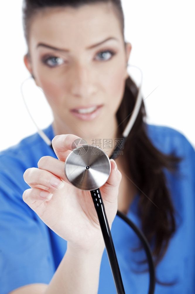 女护士与立体显像器的近镜头重点是白色背景的立体镜图片