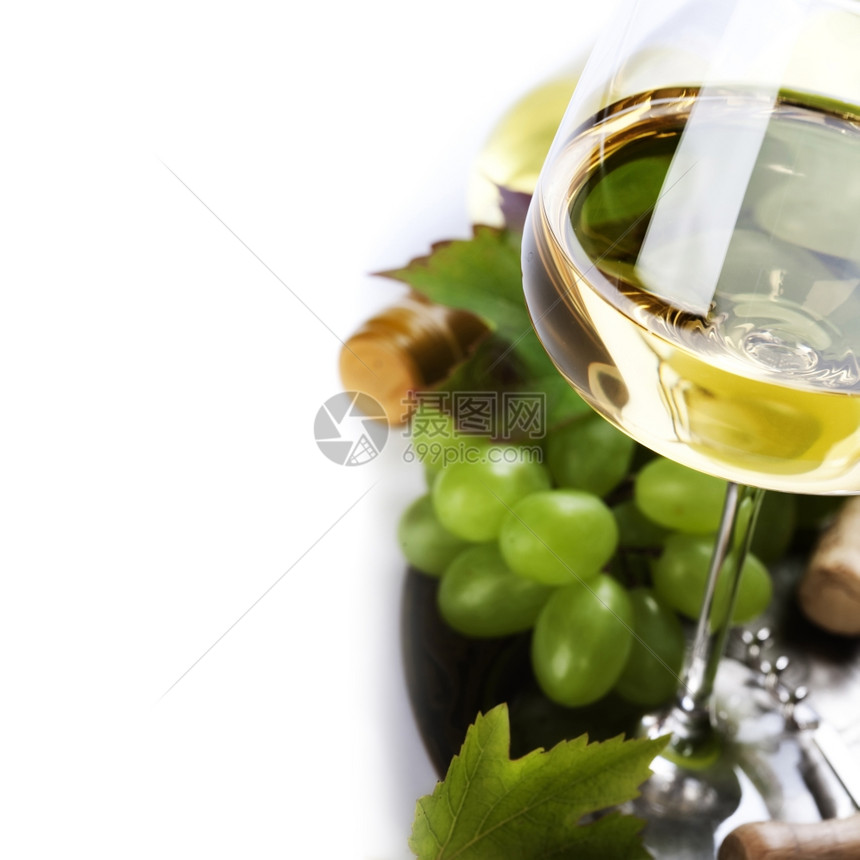 白杯的葡萄和图片