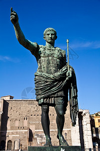 朱利奥盖乌斯朱利叶凯撒公元前10年7月3日公元前4年3月15日背景
