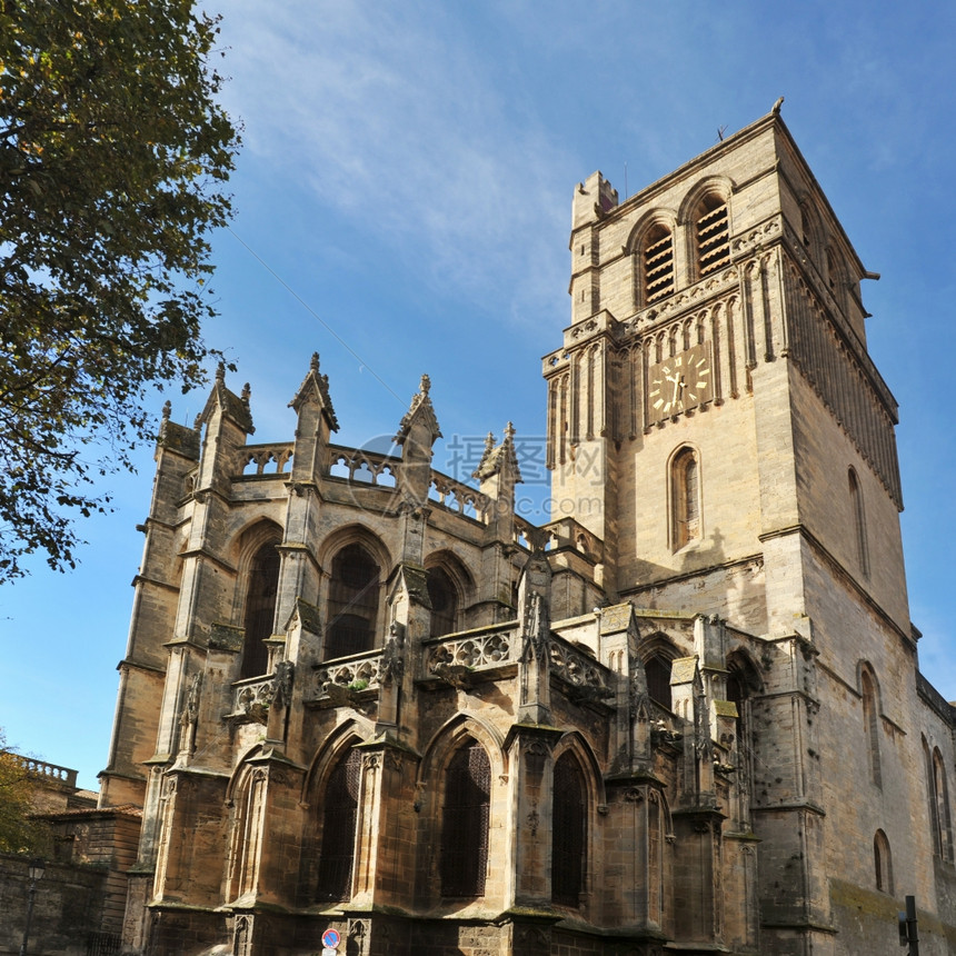 贝济尔大教堂的钟塔和哥特建筑法国兰格多克图片