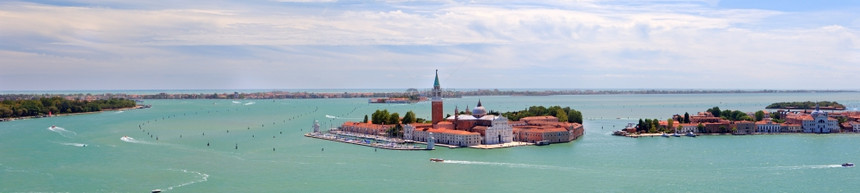 意大利威尼斯圣乔治岛的全景空中观察图片