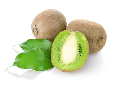 白色背景的青叶子新鲜kiwi水果孤立于白色背景图片