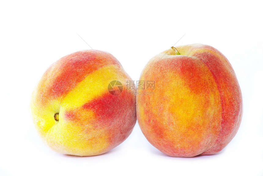 两颗桃子白分离图片