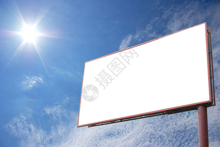 天空背景上的广告牌背景图片