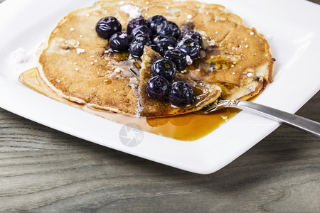 蓝莓煎饼含有rrsquuu白板和叉的红桃糖浆图片