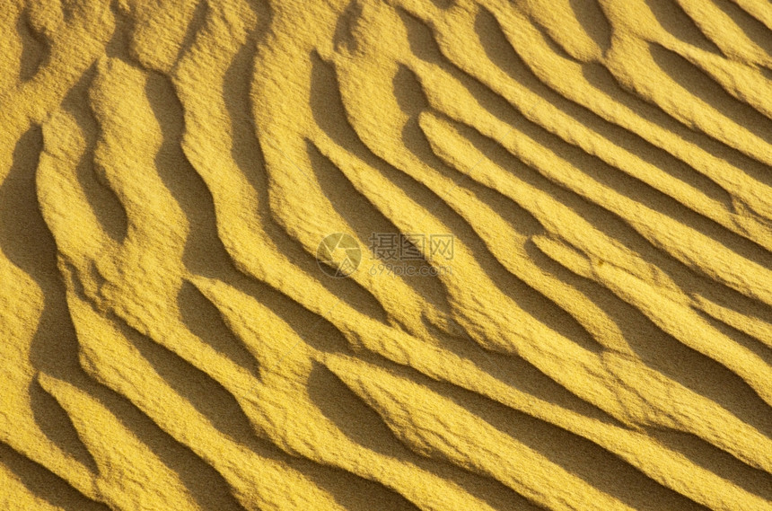 金色沙漠进入日落质图片