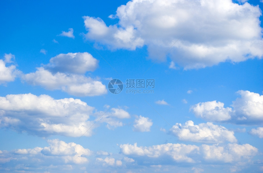 蓝的天空和云图片
